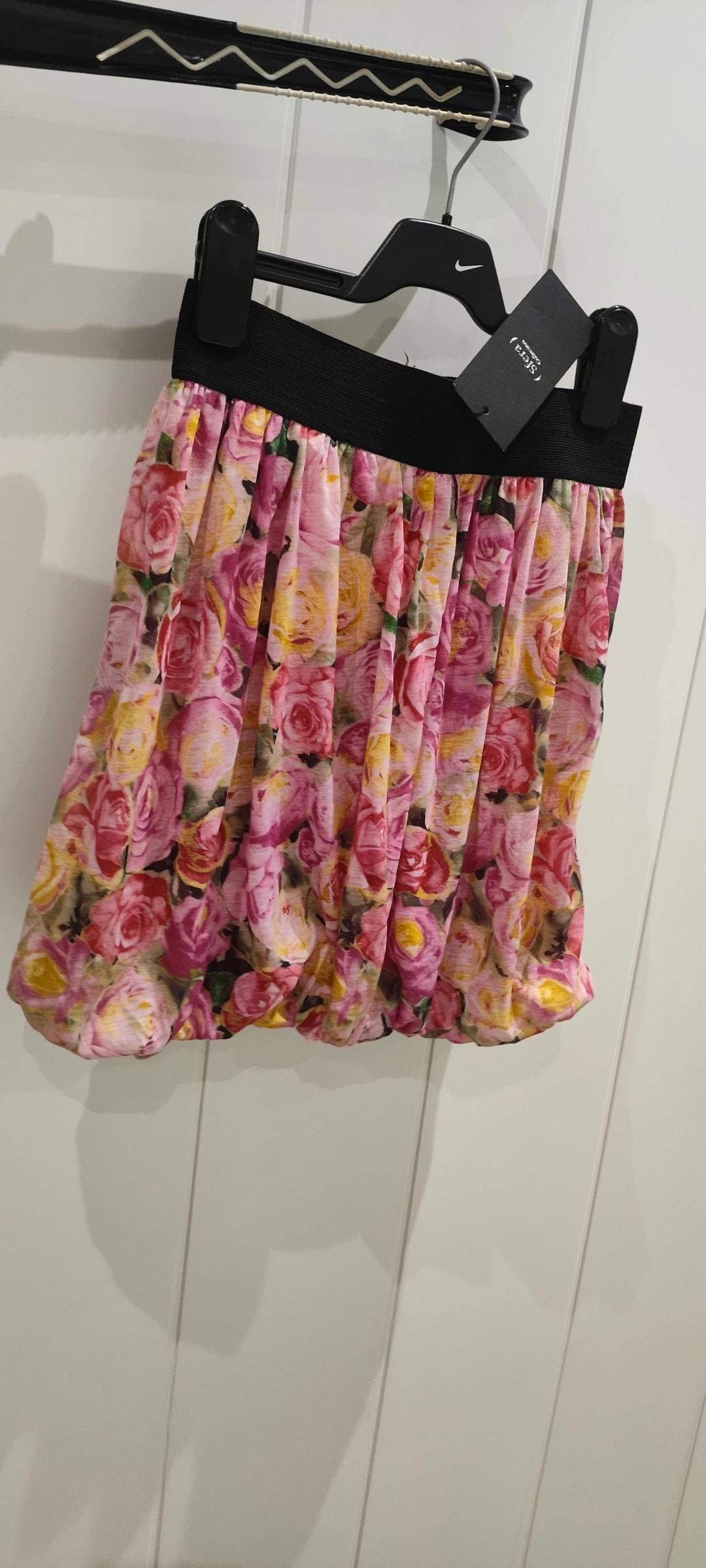 Falda floral Sfera nueva con etiqueta cintura elástica M verano – photo 9